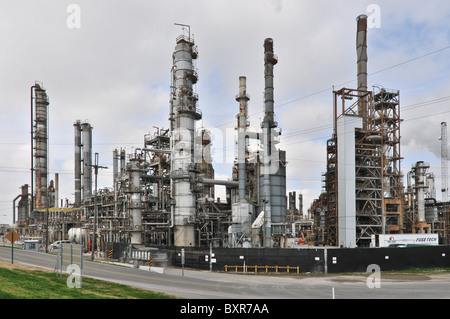 Oil refinery on Mississippi River, New Orleans, Louisiana Stock Photo