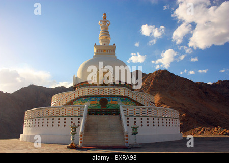 Shanti Stupa is a Buddhist white-domed stupa (chorten) on a hilltop in Chandspa, Leh district, Ladakh, in the north Indian state Stock Photo