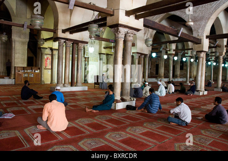 Egypt. The restful interior of the al-Azhar Mosque in Cairo. This is also a center of learning. Stock Photo