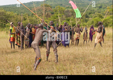 Donga stick fighters, Surma tribe, Tulgit, Omo River Valley, Ethiopia,  Africa Stock Photo - Alamy