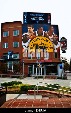 Entry to the The Rock and Soul Museum in Memphis Tennessee. Advertising for the Memphis Grizzlies Basketball team. Stock Photo