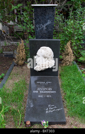The grave of the Soviet Russian circus artist Yuri Durov at Novodevichy Cemetery in Moscow, Russia Stock Photo