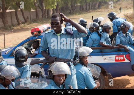 Police prepare at the head of the final independence march in Juba to encourage registration for the January 9 2011 referendum. Stock Photo