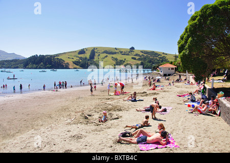 French Bay Beach, Akaroa, Banks Peninsula, Canterbury, New Zealand Stock Photo