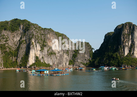 Floating village in Halong Bay, Vietnam Stock Photo