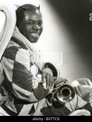 Louis Armstrong (1901-1971) •