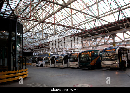 Victoria Coach Station - London Stock Photo - Alamy