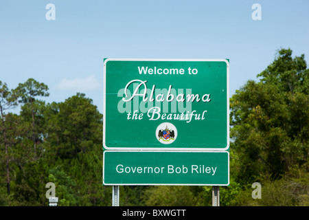 USA, Alabama, Welcome to Alabama highway sign Stock Photo