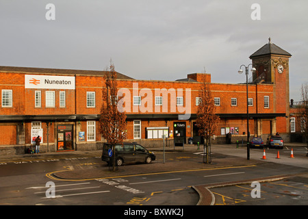 Nuneaton Railway station, Warwickshire, England Stock Photo