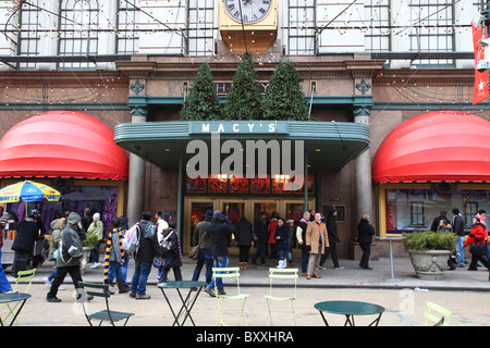 Closed Macy's flagship store on Sixth Avenue in New city, USA, during Christmas Stock Photo