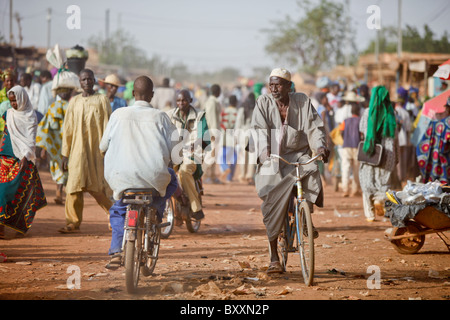 People from villages around the region converge on the town of Djibo in northern Burkina Faso every Wednesday on market day. Stock Photo