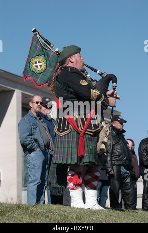 St. Andrews Legion pipes and drums band playing bagpipes at Virginia War Memorial, 2010 in Richmond, Virginia Stock Photo