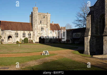 Hospital of St Cross & Almshouse of Noble Poverty in Winchester, Hampshire, England. A medieval monastery and almshouses. Stock Photo