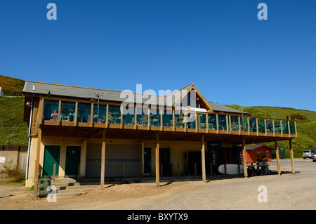 The Sands Cafe, toilets and Surfed Out shop at Saunton Sands beach near Braunton on the North Devon coast, England, UK. Stock Photo