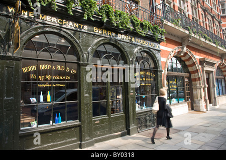 Berry Bros and Rudd wine shop front on St James Street SW1 near Piccadilly in London Stock Photo