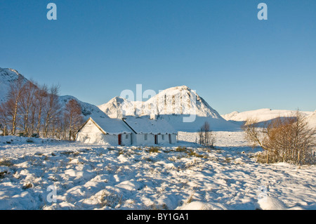 Black Rock cottage in snow Glencoe Highland Stock Photo