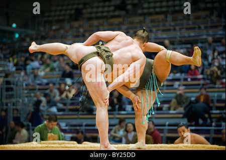 Asia, Japan, Kyushu, Fukuoka city, Fukuoka Sumo competition, Shiko bout rituals, Kyushu Basho Stock Photo