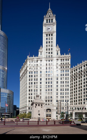 facade of the Wrigley Building, Chicago, illinois, USA Stock Photo