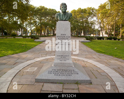 The John F Kennedy Bronze Statue And Jfk Memorial On New Ross Stock ...