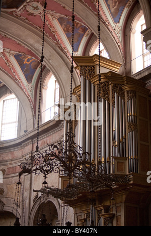 Church Interior and old pipe organ, Basilica da Estrela, Lisbon Stock Photo