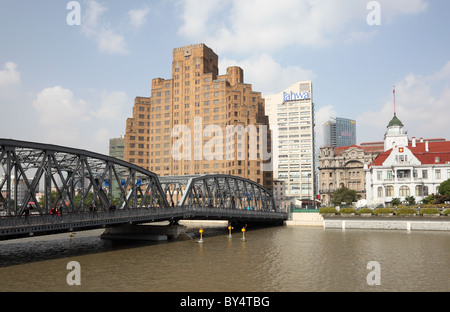 The Waibaidu Bridge (Garden Bridge) in Shanghai, China Stock Photo