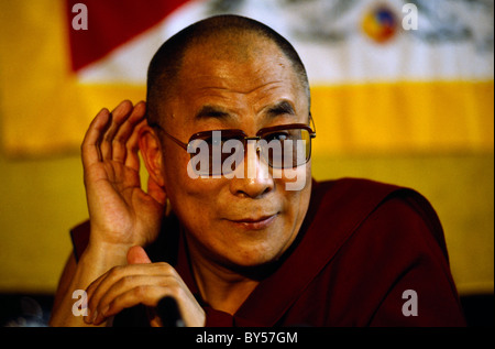 China Tibet Buddhism Tenzin Gyatso His Holiness the 14th Dalai Lama Lhamo Dhondrub Buddhist Religious and political leader Stock Photo