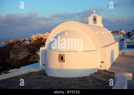 Oia, ( Ia ) Santorini - Byzantine Orthodax churches, - Greek Cyclades islands - Photos, pictures and images Stock Photo