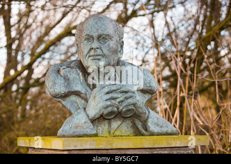 A bust of Sir Peter Scott, founder of the Wildfowl and Wetlands Trust at Martin Mere bird reserve near Ormskirk, Lancashire, UK. Stock Photo