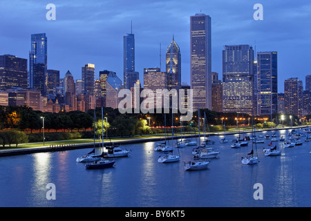 Lake Michigan and Chicago skyline seen from Shedd Aquarium, Chicago, Illinois, USA Stock Photo