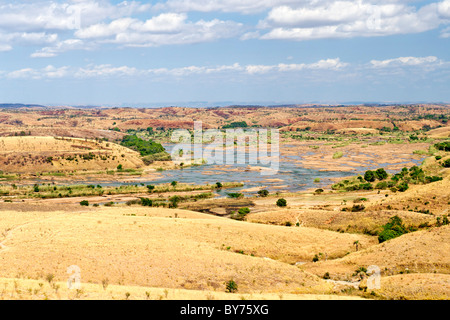 The Ikopa River and surrounding landscape south of Maevatanana on the RN6 road in northern Madagascar. Stock Photo