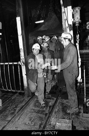 Miners coming off shift at Granville Colliery Telford Shropshire England Uk 1974 PICTURE BY DAVID BAGNALL Coal miner miners mining Britain Uk Stock Photo