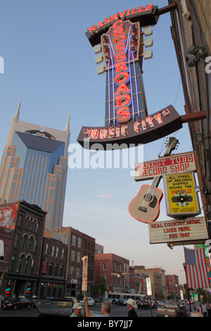 Tennessee Nashville,Music City USA,downtown,Lower Broadway,strip,neon light,sign,Ernest Tubb Record Shop,Crossroads,honky tonk,shopping shopper shoppe Stock Photo