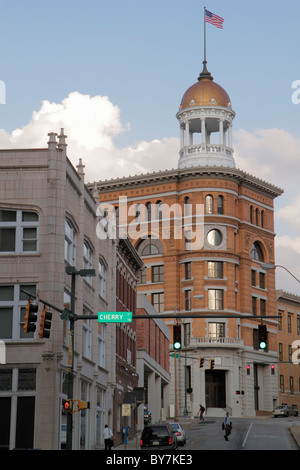 Tennessee Chattanooga,downtown,Dome building,Ochs,built 1892,historiccupola,steeple,architecture parking lot,preservation,TN101013027 Stock Photo