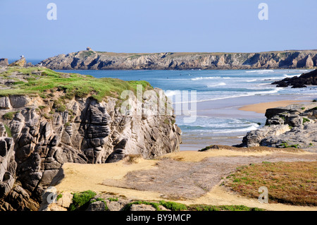 Rocky coast of Port Bara of the peninsula of Quiberon in the Morbihan department in Brittany in north-western France Stock Photo