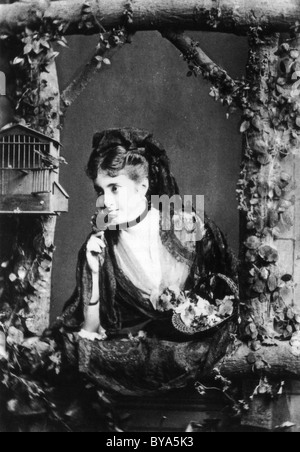 ADELINA  PATTI (1843-1919) Italian operatic coloratura soprano singer Stock Photo