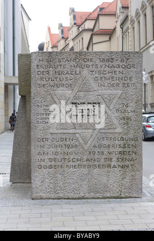 Memorial stone made of Flossenbuerger granite blocks by Herbert Peters, 1969, for the old main synagogue on Maxburgstrasse in Stock Photo