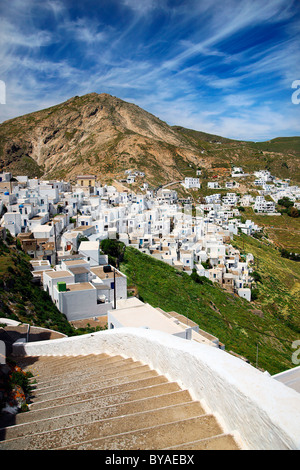 The stairs that lead from the old castle to the Hora ('capital') of  Serifos island. Cyclades, Greece Stock Photo