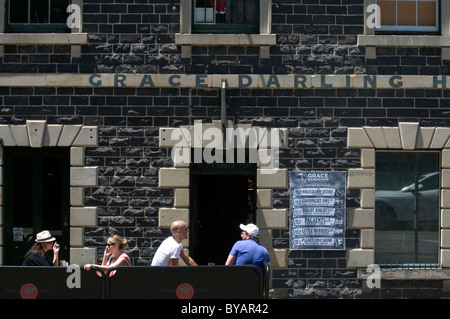 The 1854 Grace Darling Hotel in Smith Street, Collingwood, Melbourne Stock Photo