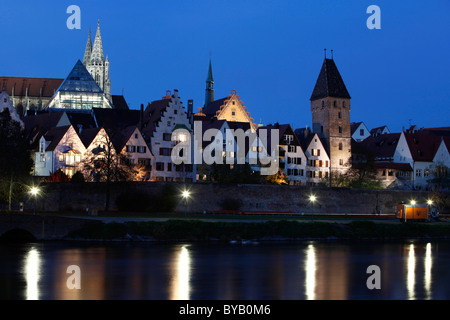 Metzgerturm tower and the spire of Ulmer Muenster, Ulm Cathedral, at dusk, Baden-Wuerttemberg, Germany, Europe Stock Photo