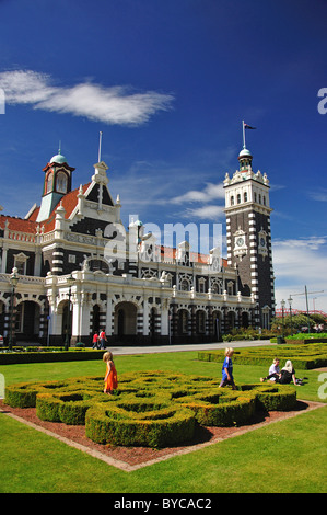 Dunedin Railway Station from Anzac Square Gardens, Dunedin, Otago, South Island, New Zealand Stock Photo