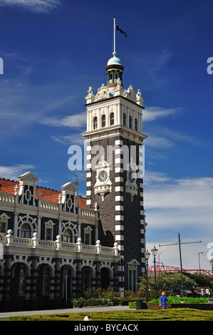 Dunedin Railway Station from Anzac Square Gardens, Dunedin, Otago, South Island, New Zealand Stock Photo