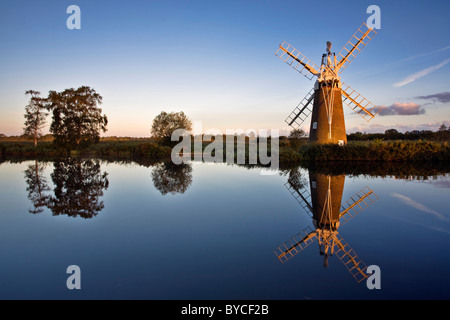 Turf Fen windmill near How Hill on the River Ant , Norfolk Broads Stock Photo