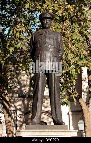 Statue of Sir Arthur Harris(Bomer Harris), Marshal of the Royal Air Force during World War II, The STrand, London, UK. Stock Photo