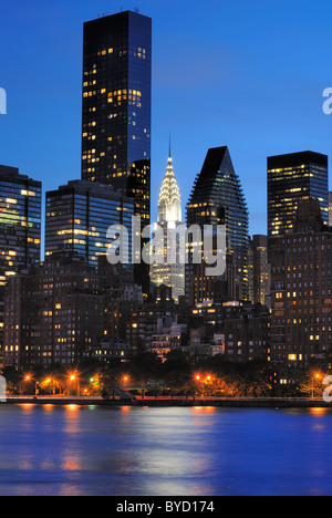Midtown Manhattan skyline across the East River in New York City Stock ...