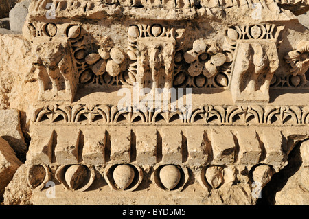 Antique architectural detail at the archeological site of Baalbek, Unesco World Heritage Site, Bekaa Valley, Lebanon Stock Photo