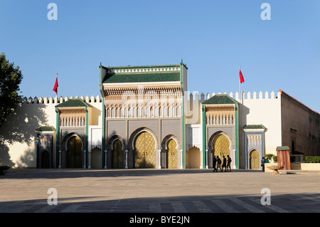 Artfully crafted portal of Dar el-Makhzen or Sultanate Palace of the Alawis, Fes El-Jdid, entrance of the Royal Palace, Morocco Stock Photo