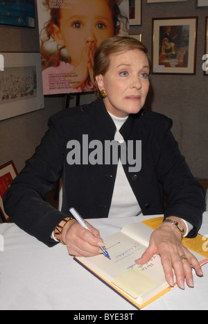 Julie Andrews won the Lifetime Achievement Award winner from the Sixth Annual Child Magazine Best Children's Book Awards New Stock Photo