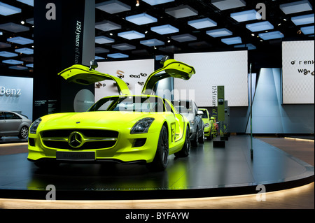 Mercedes-Benz SLS AMG E-Cell electric sports car at the 2011 North American International Auto Show in Detroit Stock Photo