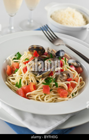 Spaghetti vongole. Pasta with clams