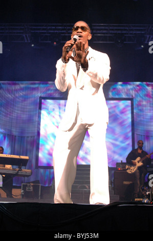 Jamie Foxx performing live in concert on his Unpredictable tour at the